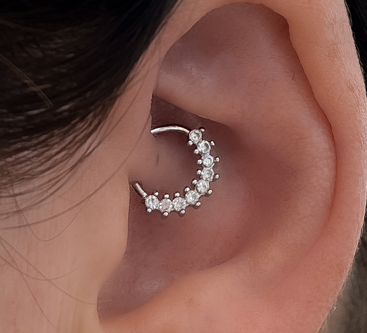 D102 Daith piercing